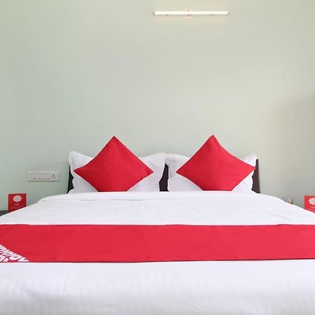 Hotel Nandanvan By Royal Stay Лонавала Екстериор снимка